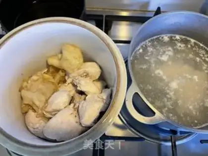 Make The geled chicken chest step 1