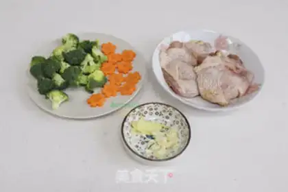 Make Soy chicken leg rice step 1