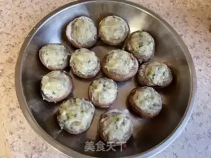 Make Shrimp rolls mushrooms step 3