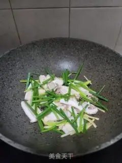 Make The ginger onions are fired step 7