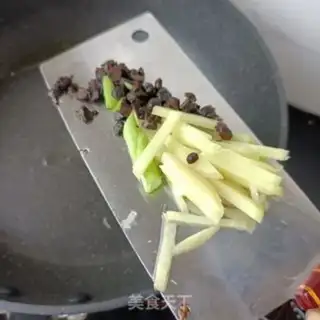 Make Pepper cutter and sea crab step 5