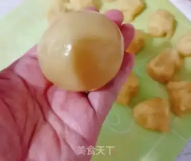 Make Green Bean Mooncake step 6