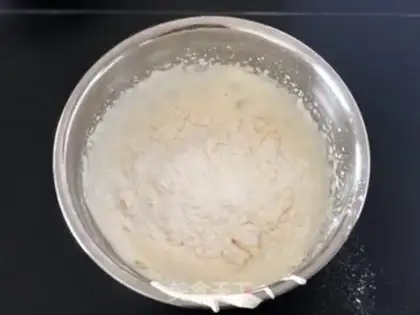 Make Little yolk cookies step 4