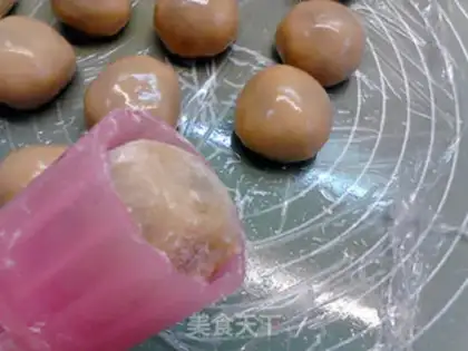 Make Blueberry mooncake step 9