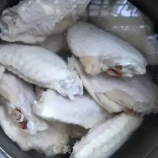 Make Garlic chicken wings step 0