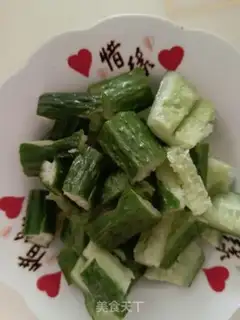 Make Spicy cucumber step 1