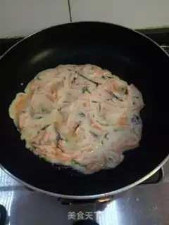 Make The dress and the omelet step 4