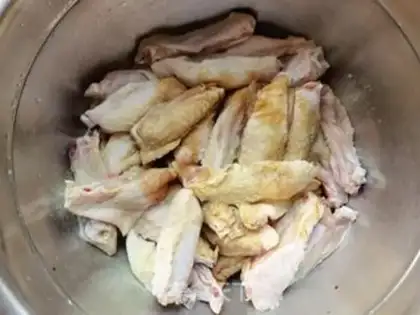 Make Spicy chicken wings step 2
