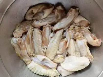 Make Spicy chicken wings step 3