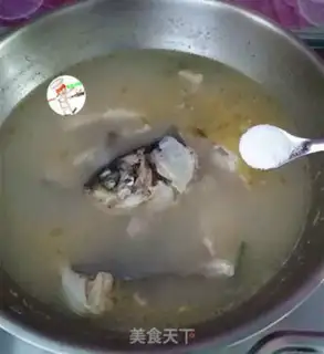 Make Fish head soup step 6