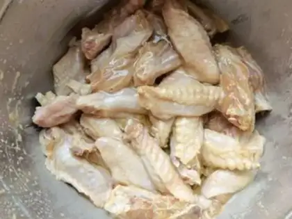 Make Spicy chicken wings step 6