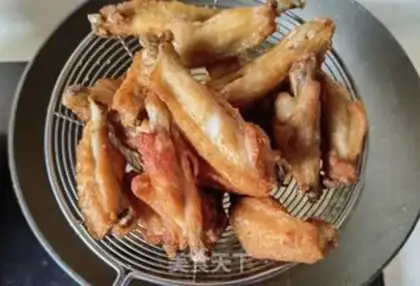 Make Spicy chicken wings step 12