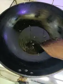 Make Scrambled cabbage step 1