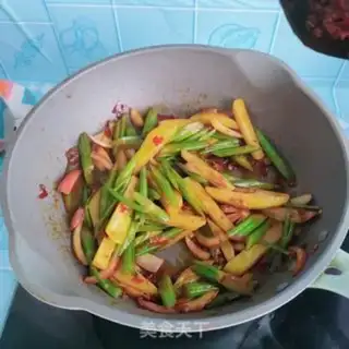 Make Celery spicy shrimp step 17