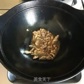 Make Pyramid sprouts step 1