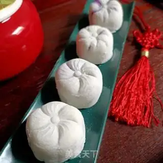 Make ♪ A violet ice cream mooncake ♪ step 23