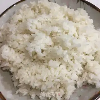 Make Egg shrimp fried rice step 0