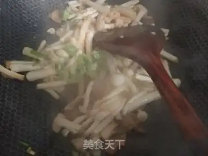Make White mushroom fried meat step 4