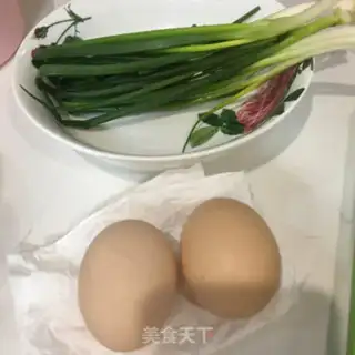 Make Egg shrimp fried rice step 1