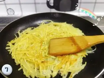Make Fried potatoes step 6