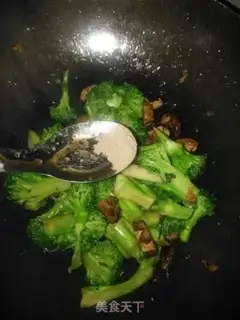 Make Scrambled mushrooms step 9