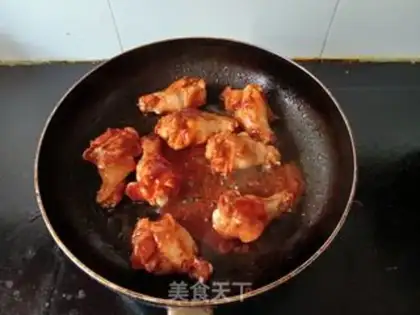 Make Red burning of Orléans wings step 8