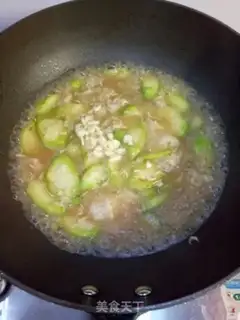 Make Dry melon soup step 5
