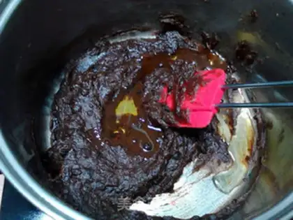 Make Cranberry moon pie step 4