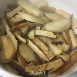 Make Five flowers, cucumber apricot step 4