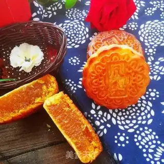 Make pineapple mooncake step 10