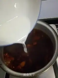 Make The dress and the egg soup step 2