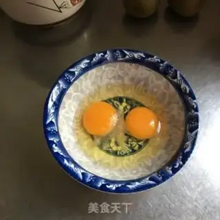 Make Soybeans fried eggs step 2