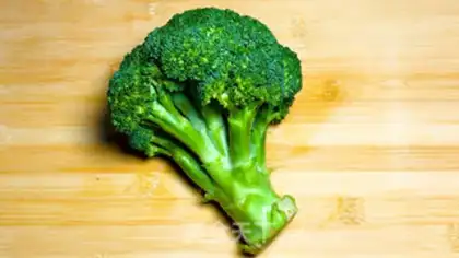 Make Garlic broccoli step 0