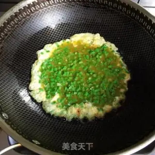 Make Soybeans fried eggs step 4