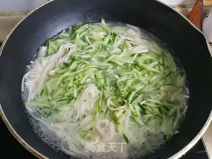 Make Red beef noodles step 6