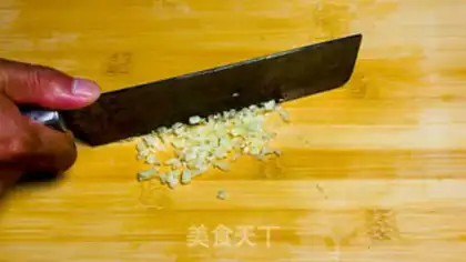 Make Garlic broccoli step 5