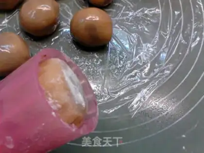 Make The cranberry mooncake step 9