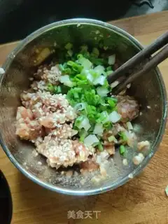 Make Spicy onions step 2