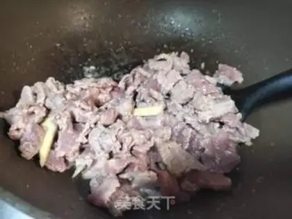 Make Beef cabbage step 1