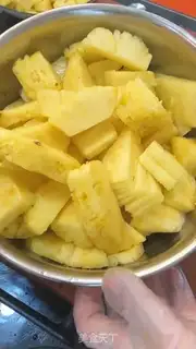 Make Pineapple pie step 2