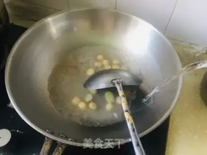 Make A melon-bread soup step 3