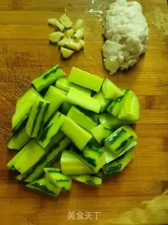 Make Meatloaf cucumber step 0