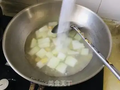 Make A melon-bread soup step 5