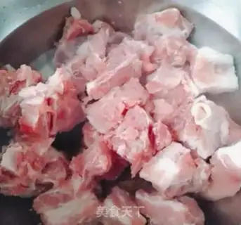 Make Soybean ribs soup step 2