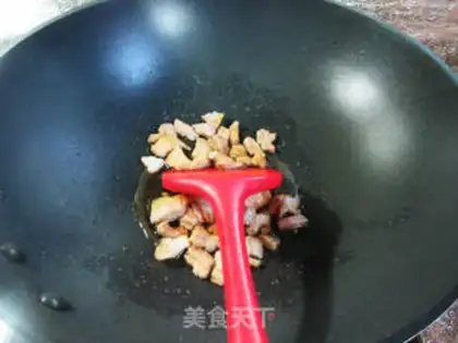 Make An onion with a chicken heart step 5