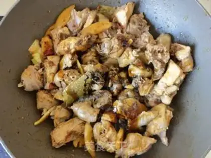 Make Chicken-cooked potatoes step 7