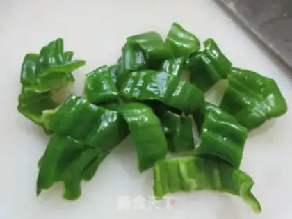 Make Wrinkled peppers and lentils step 1