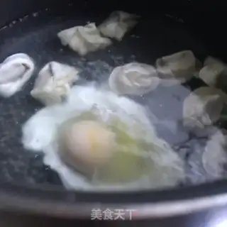 Make Autumn eggs step 2