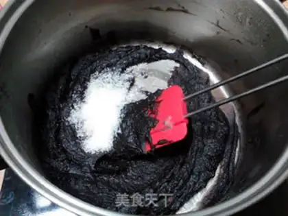 Make Blueberry mooncake step 3