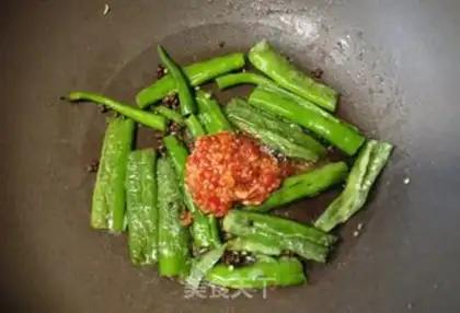 Make Garlic spicy pepper step 5